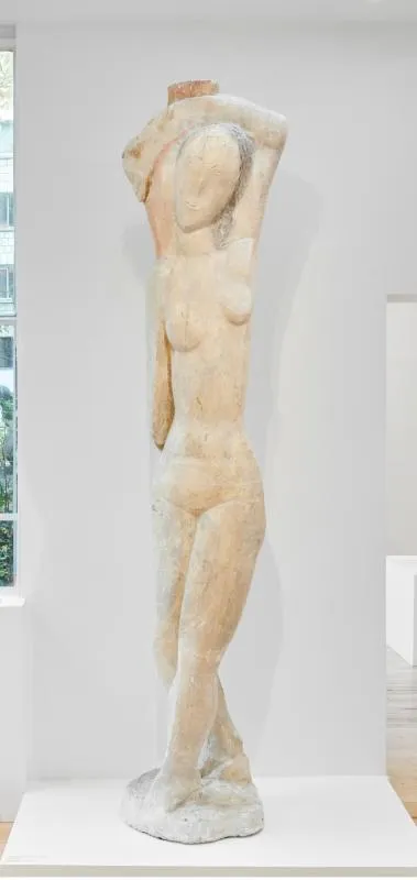 Ossip Zadkine Rébecca, ou La Grande porteuse d’eau 1927 Plâtre peint, 272 x 65 x 63 cm Paris, musée Zadkine © ADAGP, Paris, 2022 Photo © Pierre Antoine